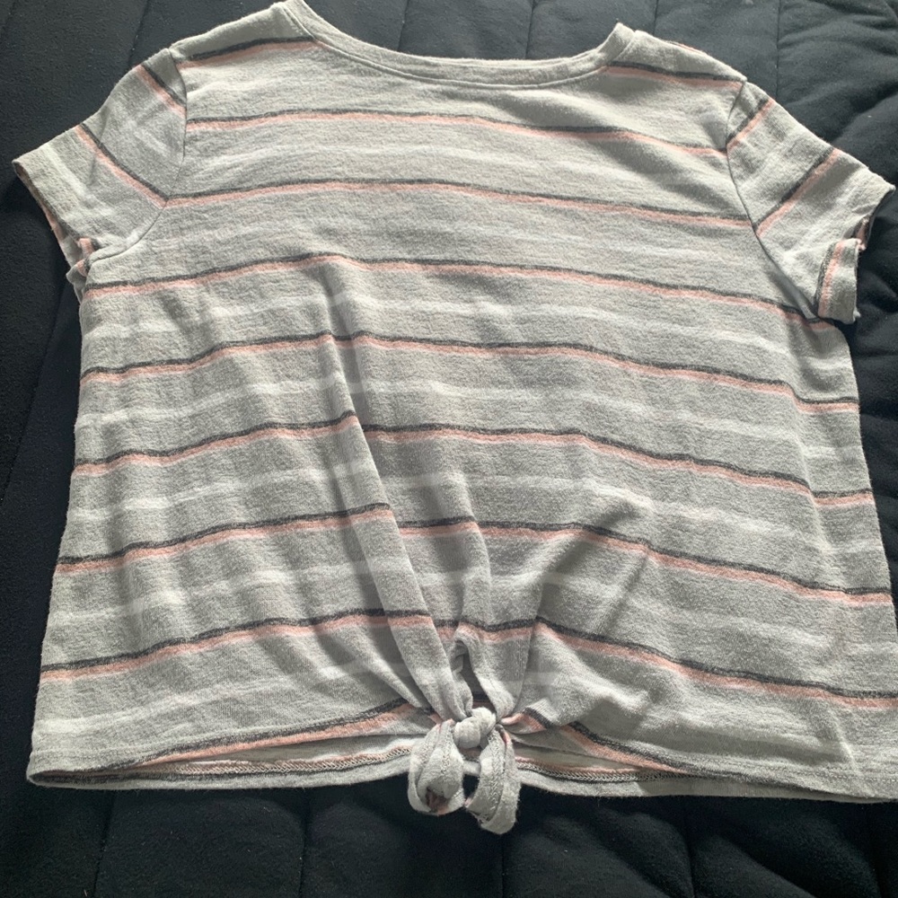Flowey striped shirt with tie